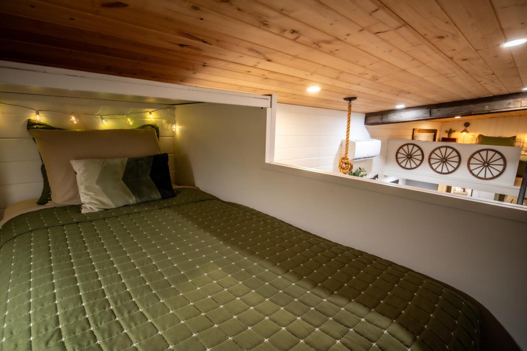 Unique Tiny Home Minutes From Downtown 엘렌스버그 외부 사진