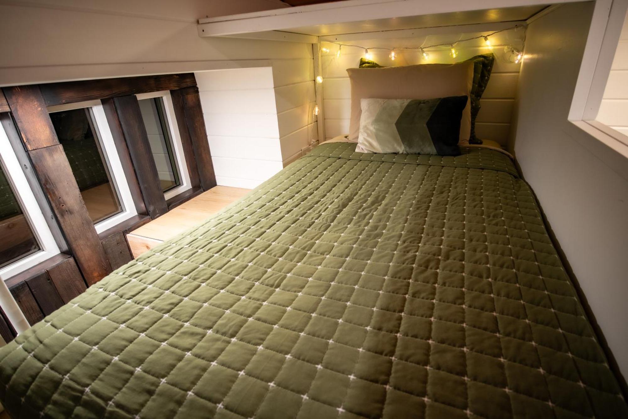 Unique Tiny Home Minutes From Downtown 엘렌스버그 외부 사진