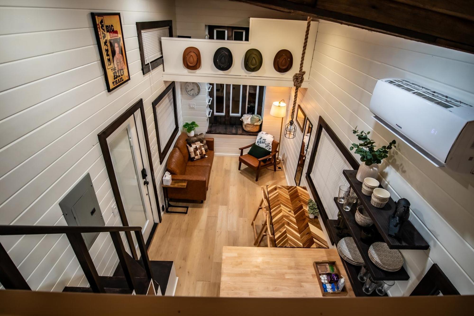 Unique Tiny Home Minutes From Downtown 엘렌스버그 외부 사진
